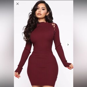 fashion nova Arie Sweater Mini Dress - Burgundy
never worn
size s
